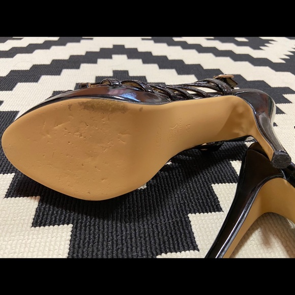 Jimmy Choo Shoes - Picture 13 of 16